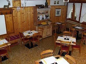 Hotel Capriolo 3*