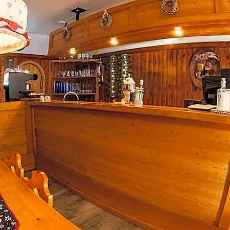 Hotel Capriolo 3*