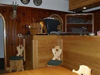 Hotel Capriolo 3*